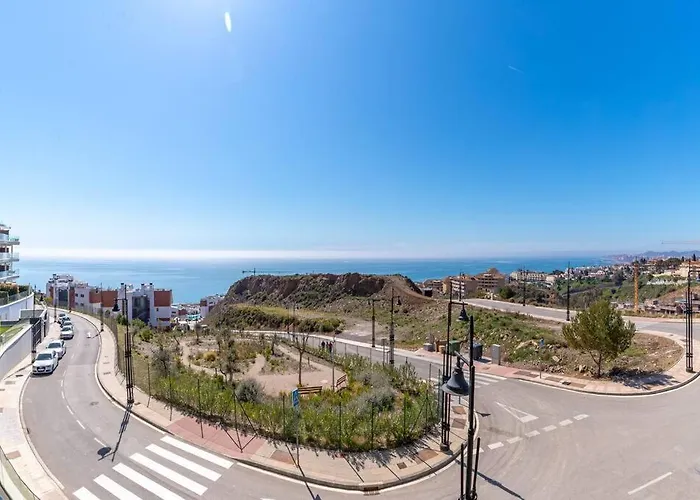 Charming With Ocean View Apartamento Fuengirola
