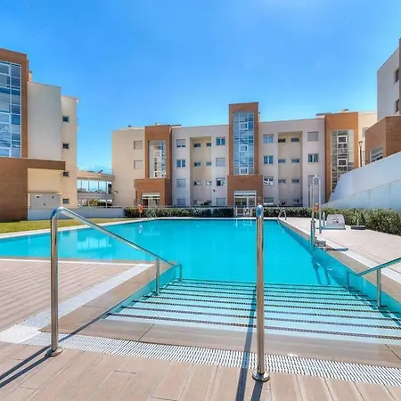 Charming With Ocean View شقة *